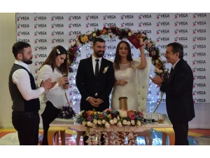 14 Şubat’ta 14 Çift Dünya Evine Girdi