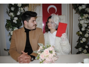 14 Şubatta Nikah Yoğunluğu