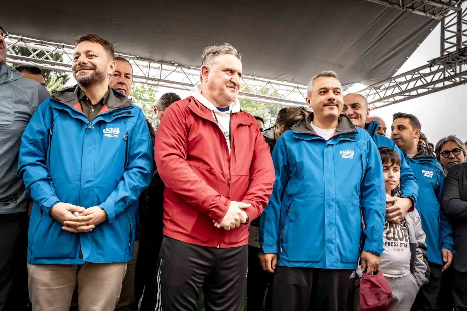 bakan-osman-askin-bak-kackar-by-utmb-ile-rize-dunyanin-spor-turizm-vitrinine-cikacak