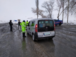 Sürücülere Emniyet Kemeri Ve Cep Telefonu Uygulaması