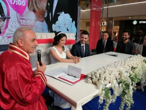 Ümraniye’de 14 Şubat Sevgililer Günü’nde 14 Çift Hayatlarını Birleştirdi