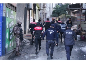 Trabzon’da Emniyetten 68 Ekip Ve 214 Personel İle Şok Uygulaması