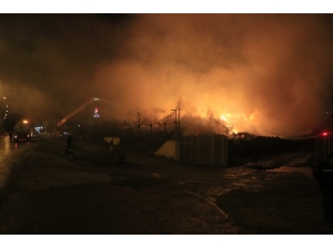 Pamuk Yağı Fabrikasındaki Yangın 3’üncü Gününde Etkisini Azalttı