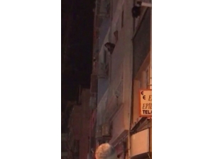 İstanbul’da Sinir Krizi Geçiren Kadın Mahalleyi Birbirine Kattı