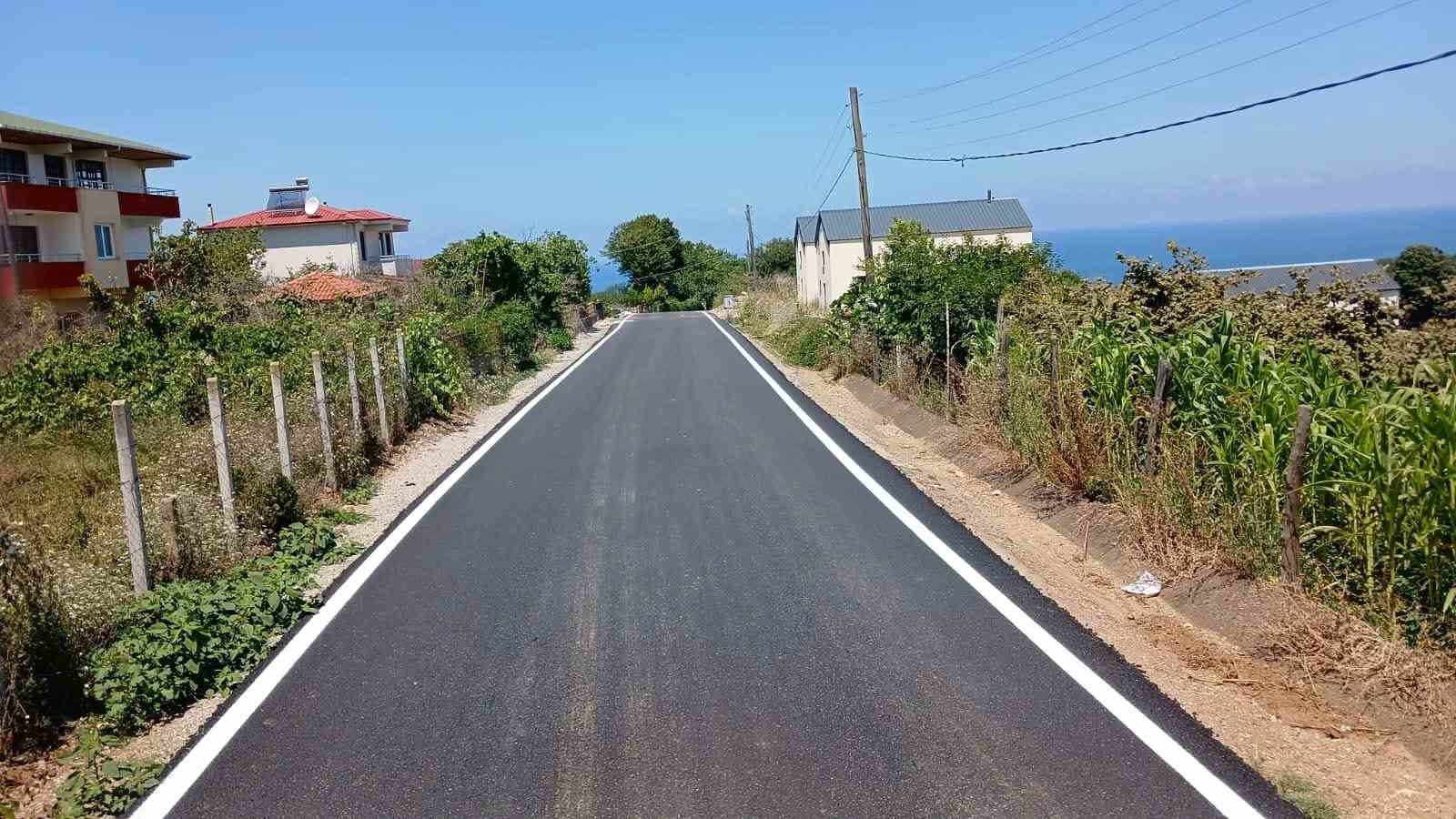 akcakoca-da-7-5-kilometrelik-grup-yolunda-cizgi-calismasi-tamamlandi