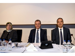 Seçer: "Kendini Yakmak İsteyen Vatandaş Haziran’da Disiplin Soruşturmasıyla Çıkarıldı”