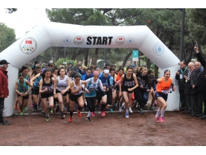 Üniversitelerarası Kros Şampiyonası Bandırma Düzenlendi