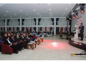 Erdemli’de ’En Sevgiliye’ Programı Düzenlendi