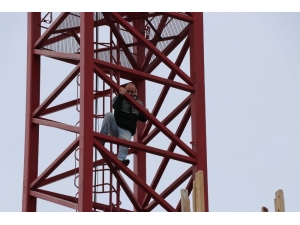 Kırşehir’de ’Vinç’ Üstünde İntihar Girişimi