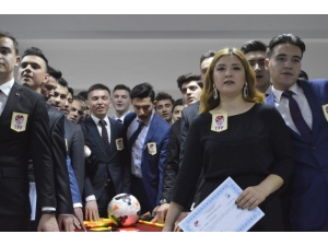 Kütahya İl Hakemlerine Kokartları Takıldı