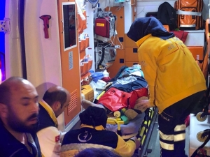 Ankara’da Sıkışmalı Trafik Kazası: 1’i Ağır 4 Yaralı