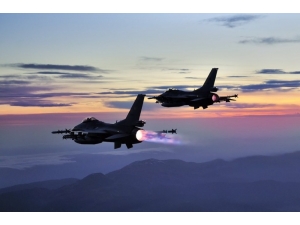 Milli Savunma Bakanlığı: "8 Pkk’lı Terörist Etkisiz Hale Getirildi"