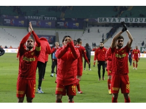 Göztepe’nin Galibiyet Serisi Sürüyor