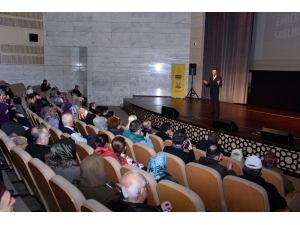 Dr. Ender Saraç Sağlıklı Yaşamın Püf Noktalarını Anlattı