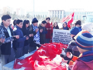 Sabancı Ortaokulu Öğrencilerinden En Anlamlı Sevgiler Günü Etkinliği