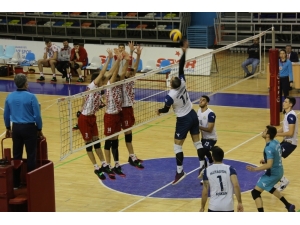 Lider Rakiplerine Puan Kaptırmıyor