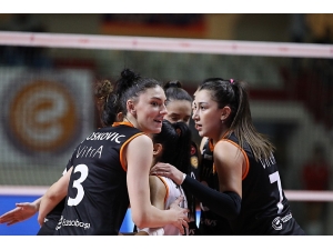 Eczacıbaşı Vitra, Avrupa’da Son Grup Maçına Çıkıyor