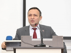 Rektör Çalış, Erü’ye Yapay Zekâ Araştırma Merkezi Açılacağının Müjdesini Verdi