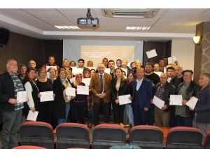 Başarılı Çiftçiler Sertifikalarını Aldı