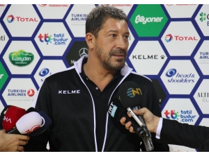 A Milli Basketbol Antrenörü Sarıca: “Elimizdeki Kadroyla Kazanmak İstiyoruz”