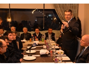 Vali Memiş, Arama Kurtarma Ekipleri İle Yemekte Bir Araya Geldi