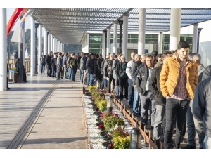 Büyükşehir Belediyesinin 184 Şoför Alımına 744 Kişi Başvurdu