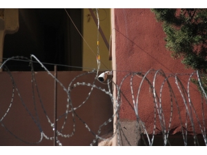 Kaçak Hastanede Dolap Görünümlü Mahzen Ortaya Çıktı