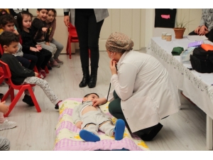 Veliler Anaokulu Öğrencilerine Mesleklerini Anlattı