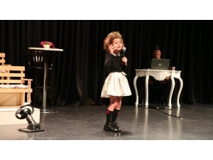 Özel Yetenekli Çocuklardan Nostaljik Gösteri