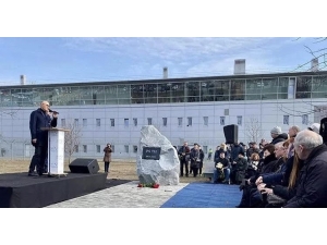 İran’daki Uçak Kazasında Ölenler İçin Ukrayna’da Anıt Yapıldı