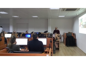 Meü Öğretim Elemanlarına Elektronik Soru Yazma Eğitimi Verildi