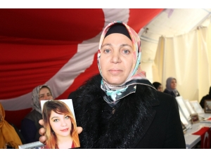 Hdp Önündeki Oturma Eylemine 2 Aile Daha Katıldı