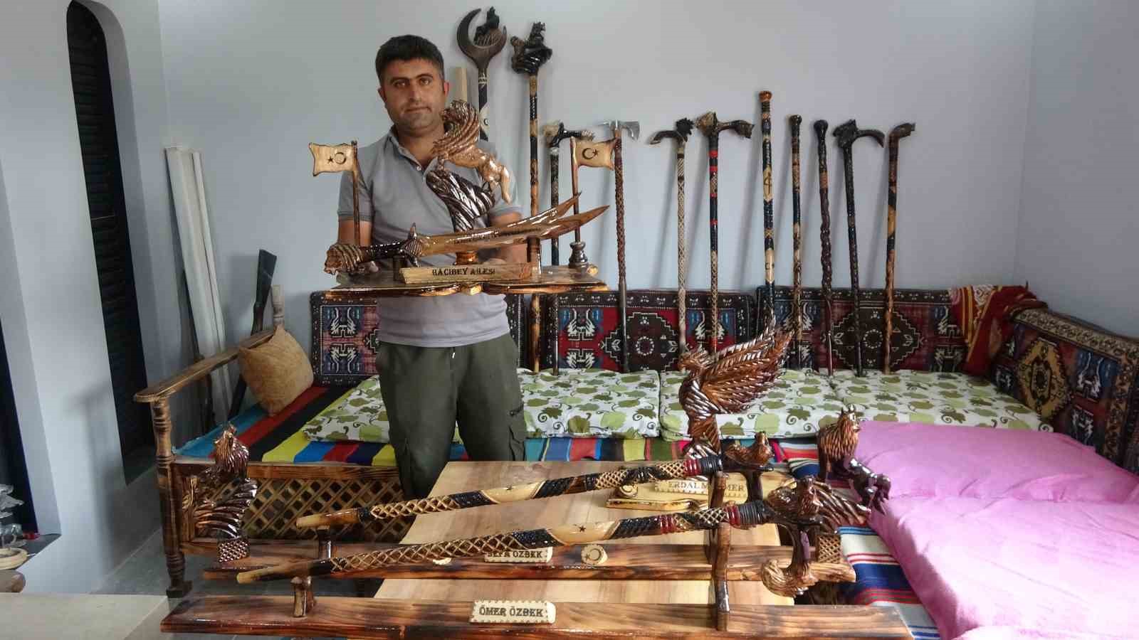 yozgatli-baston-ustasinin-el-emegi-eserleri-siyasetcilerin-ve-gurbetcilerin-gozdesi-oldu