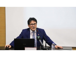 Prof. Dr. Çakan: "Doğu Türkistan, Türk Ve İslam Dünyasının Kanayan Yarasıdır"