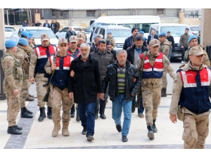 Gözaltına Alınan 16 Terör Zanlısı Adliyeye Sevk Edildi