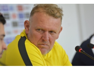 Prosinecki İlk Galibiyetini Aldı