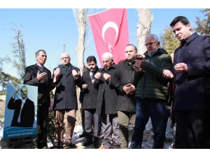 Fikret Ünlü Ölümünün Birinci Yılında Mezarı Başında Anıldı