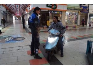 Marmaris Zabıtası 390 Sürücüye Yaptırım Uyguladı