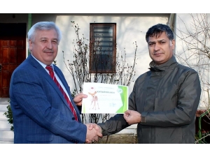 Yaralı Ve Hasta Hayvanlara Nasıl Müdahale Edeceklerini Öğrendiler