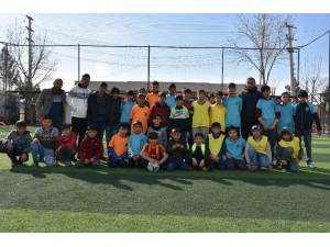 Geleceğin Futbolcuları Büyükşehir Belediyesi Futbol Kurslarında Yetişiyor