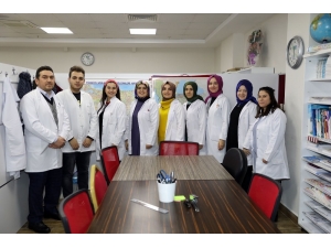 İlkadımlı Gençler Üniversiteye İlkem’le Hazırlanıyor