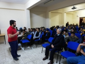 Lise Öğrencilerine Korona Virüsü Anlatıldı
