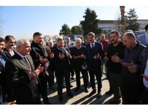 Serdivan’dan Toplanan Yardımlar Dualarla Elazığ’a Yola Çıktı