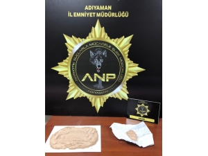 Durdurulan Otomobilde Eroin Ele Geçirildi