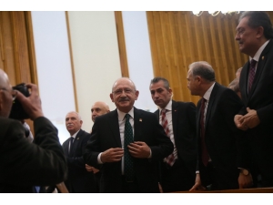 Kılıçdaroğlu: “Gençler Dünyayı Bizden Daha İyi Sorguluyorlar"