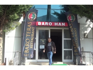 Baronun Ruhsatsız İçkili Kafeteryası Mühürlendi