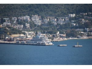 106 Metrelik Motoryat Bodrum’a Geldi