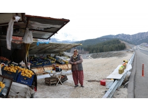 Kocasına Böbreğini Verip, Tezgahın Başına Geçti