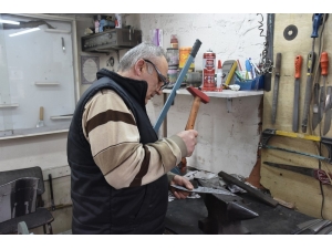 3 Kuşaktır Bıçak Üretiyorlar