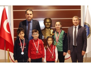 Gkv’liler Sporda Başarıdan Başarıya Koşuyor